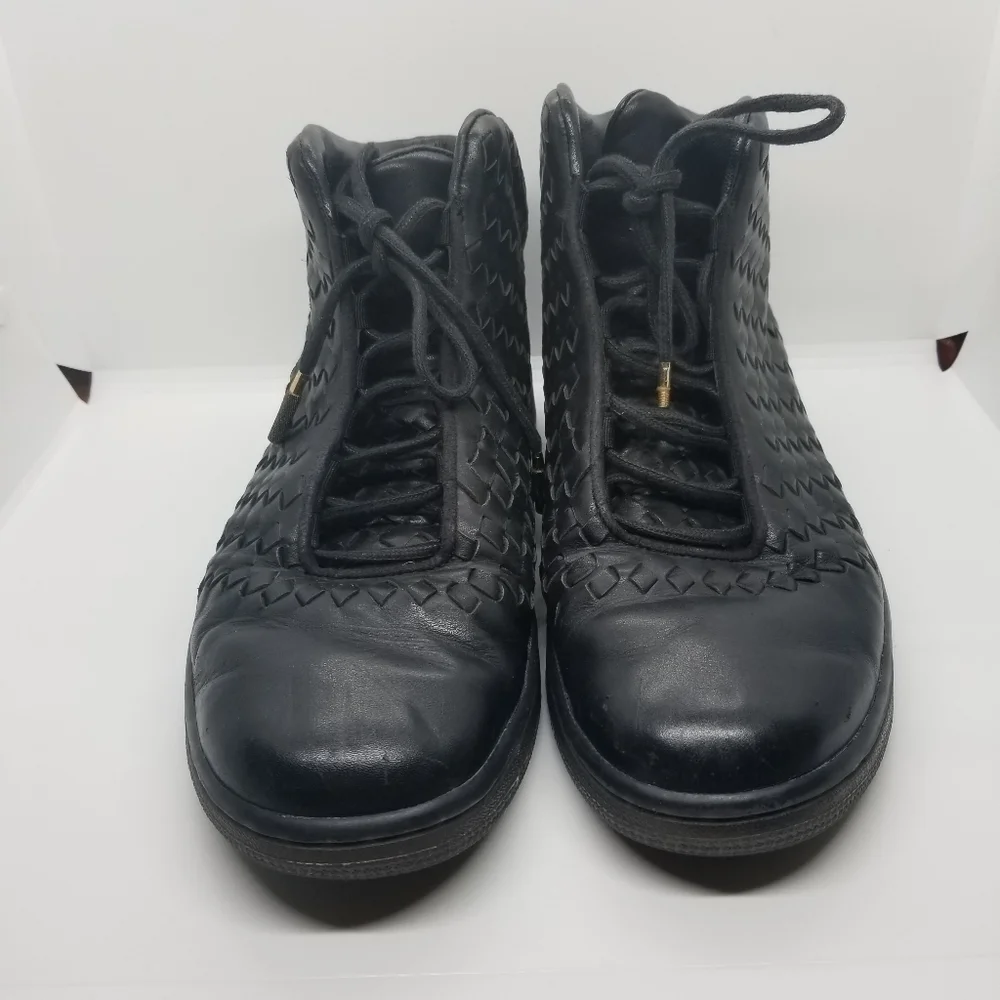 Jordan black leather